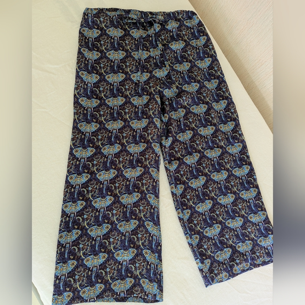 Commando silk lounge pants, Women's Size L, blue elephant print, NWOT